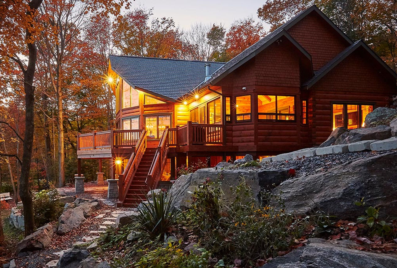 Log Home exterior