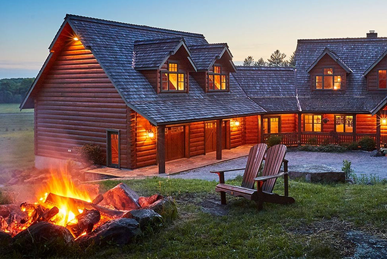 Log Home exterior
