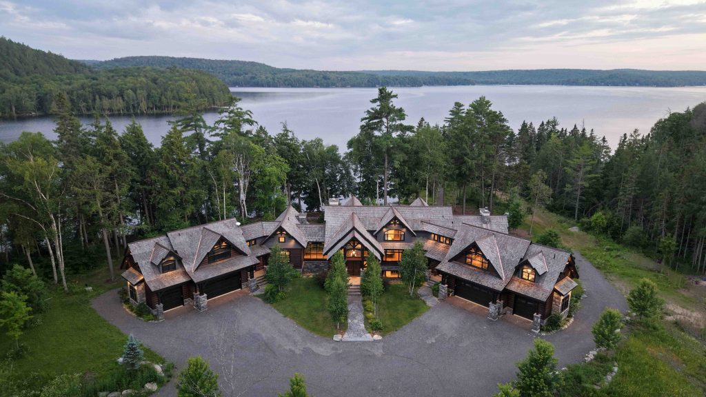Custom Log and Timber Lake House